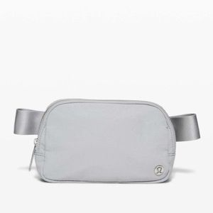 Everywhere belt bag - Silver drop